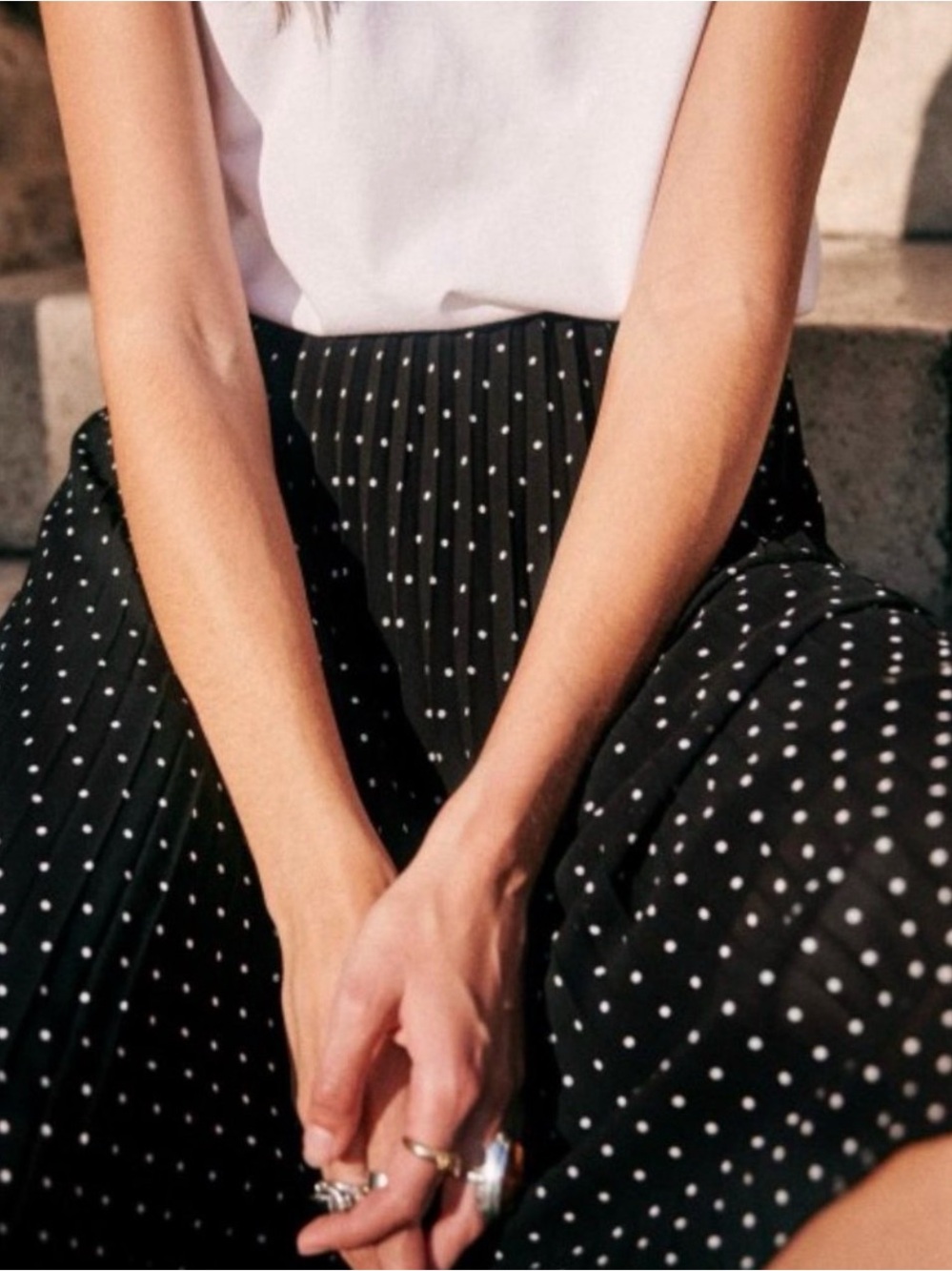 Sézane Dino Pleated Midi Skirt